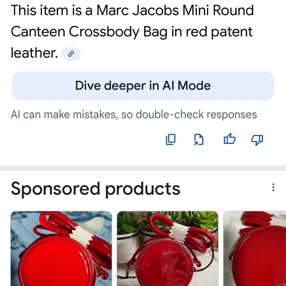 Marc Jacob’s Mini Round Canteen Patent Red Leather Crossbody Bag NWOT - Picture 9 of 9
